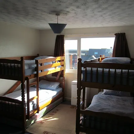 Breakers New Quay